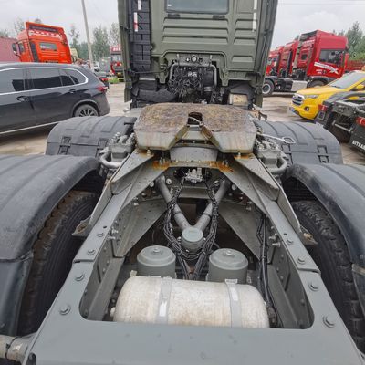 Camion a rimorchio con motore da 480 CV e configurazione Sinotruck 6X4 a motore diesel