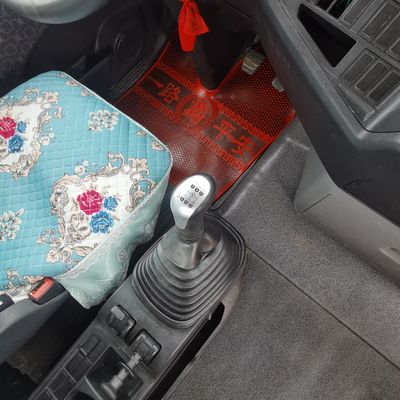Camion a rimorchio con motore da 480 CV e configurazione Sinotruck 6X4 a motore diesel