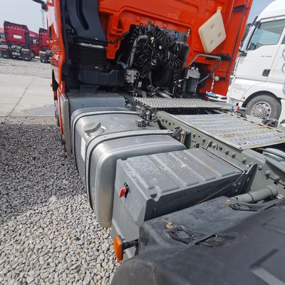 Camion-trattore personalizzato con durabilità di lunga durata e servizio post-vendita di 6 mesi