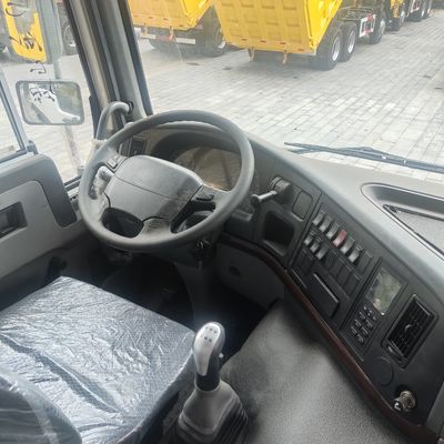 Camion pesante nazionale HOWO 8x4 con pneumatici e sterzo di assistenza