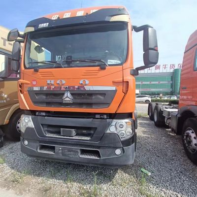 Sinotruk HOWO Used Tipper Truck con serbatoio di carburante da 600L Soluzione di trasporto conveniente