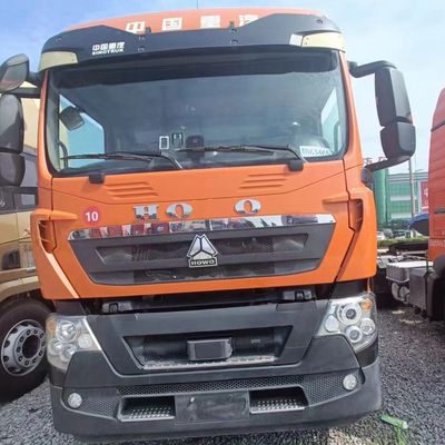Serbatoio di carburante da 600L Camionetto ad impiego pesante Sinotruk HOWO 6X4 con sterzo idraulico
