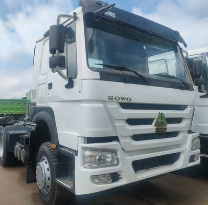 ZZ4257N3247E1H Camion HOWO pesante per il trasporto di merci puntuale e affidabile