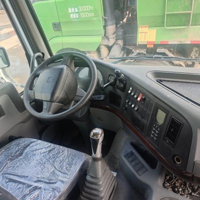 ZZ4257N3247E1H Camion HOWO pesante per il trasporto di merci puntuale e affidabile