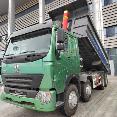 US Sinotruck Cargo Truck per la costruzione Package Dimensione 850.00cm * 250.00cm * 345.00cm