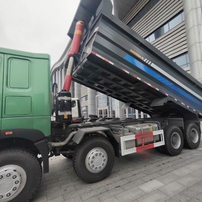 31-40 t Capacità di carico Sinotruck Off-Road Dump Truck per progetti di costruzione in Nigeria