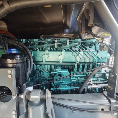 Capacità di 400L Serbatoio di carburante con trasmissione manuale HOWO Camionetto a trattore con sedile a sospensione pneumatica