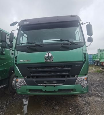 Camionetto bianco con sistema di frenatura idraulica e serbatoio di carburante da 400-600L