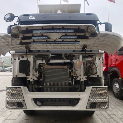 Camionetto di scarico di seconda mano Sinotruk con motore da 371 CV e cabina climatizzata