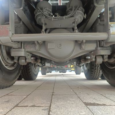 Camionetto di scarico di seconda mano Sinotruk con motore da 371 CV e cabina climatizzata