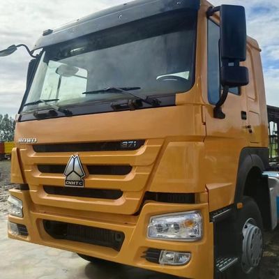 Trattore diesel 2024 con sedile a sospensione pneumatica e serbatoio di 400 litri di carburante prestazioni senza pari