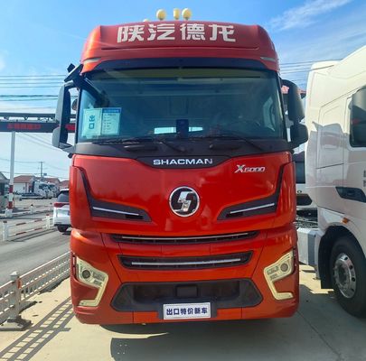 Dongfeng Delong X6000 1000L 4X2 Diesel Tractor Truck con sedile a sospensione aerea