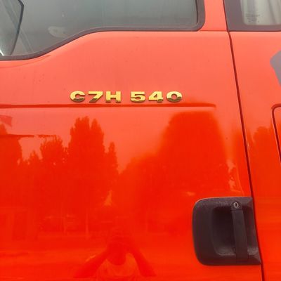 Serbatoio di carburante 600L Sitrak4X2 Trattor è adatto per la costruzione e tipper rimorchio