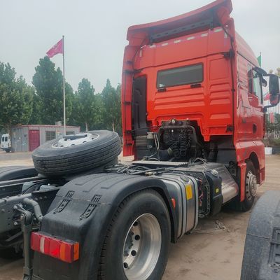 Serbatoio di carburante 600L Sitrak4X2 Trattor è adatto per la costruzione e tipper rimorchio