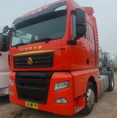 Il trattore Sitrak4X2 la scelta perfetta per i costruttori di camion da costruzione e rimorchi