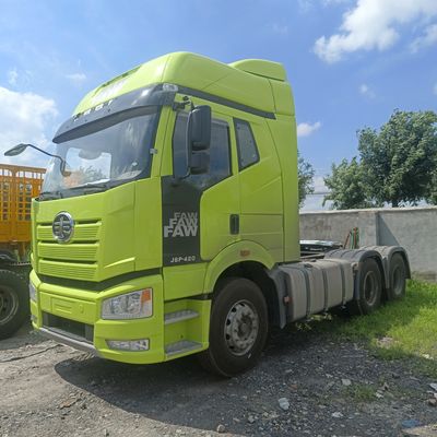 ZZ4257N3247E1H 6.8x2.5x3.8m FAW Jiefang J6p420HP Diesel 6X4 Veicolo da trasporto a trattore