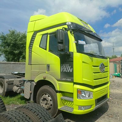 ZZ4257N3247E1H 1000L Serbatoio di carburante Diesel Camione trattore J6p420HP con tecnologia avanzata