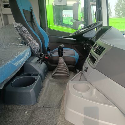 Disegno di pneumatici senza tubi 6X4 Rhd 30-40t Ouman Dump Truck per la miniera