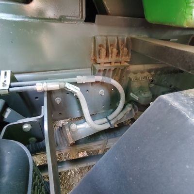 Trasportatore di carichi pesanti con pneumatici e affidabilità