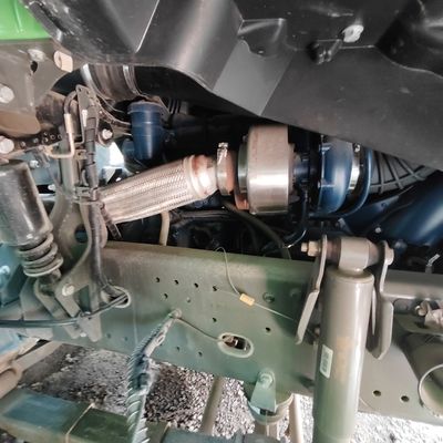 Sinotruk HOWO 6X4/8X4 Camionetti a ribaltatore con cilindrata del motore&gt; 8L e potenza 351-450 CV