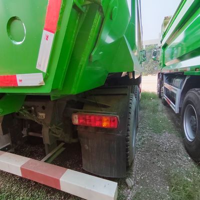 Sinotruk HOWO 6X4/8X4 camion da scarico pesanti con design personalizzato