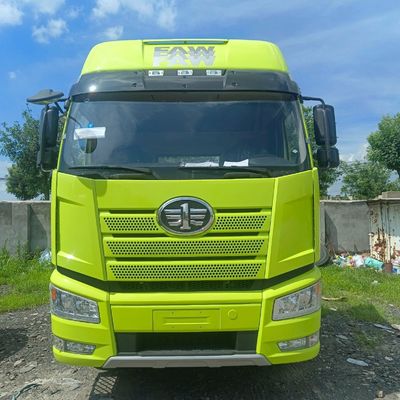 Cisterna di carburante da 1000L Euro 5 Camionetto pesante a diesel J6p420HP per il trasporto di massa