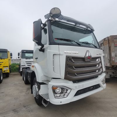 Usato HOWO Camion-trattore per il traino 6800*2500*3200 Dimensioni e capacità del motore &gt;8L