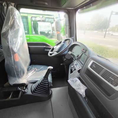 Sinotruk 10/12 Truck a ruote di scarico Direzione idraulica e Euro 5 standard di emissioni ora