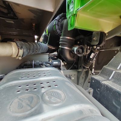 Dispositivo di 30 t Sinotruk HOWO 6X4 per carichi pesanti ad alta capacità di carico