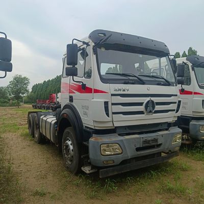 Camion-trattore Beiben da 430 CV con sistema di sterzo idraulico e capacità di carico da 31 a 40 t
