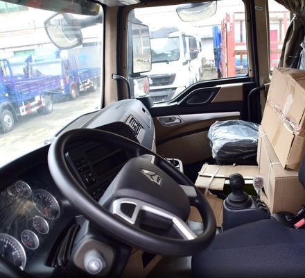 Camionetto miscelatore di calcestruzzo a sterzo idraulico Euro 3 con colore personalizzato di Sinotruk