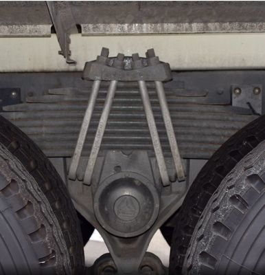 Camionetto miscelatore di calcestruzzo a sterzo idraulico Euro 3 con colore personalizzato di Sinotruk