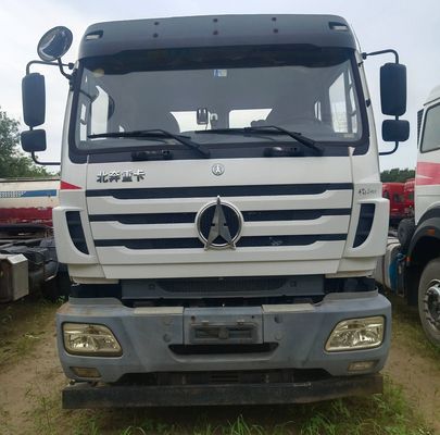 Veicolo di trazione Beiben 6X4 con sterzo idraulico e assistenza di sterzo servosterzo