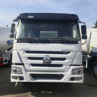 Sinotruk Concrete Mixer Truck per costruzioni pesanti a 10245x2496x3450m Dimensioni