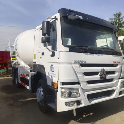 Sinotruk Concrete Mixer Truck per costruzioni pesanti a 10245x2496x3450m Dimensioni