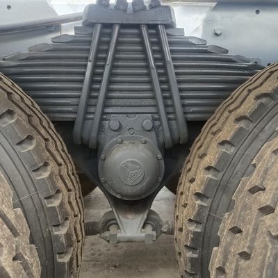 Sinotruk Concrete Mixer Truck per costruzioni pesanti a 10245x2496x3450m Dimensioni