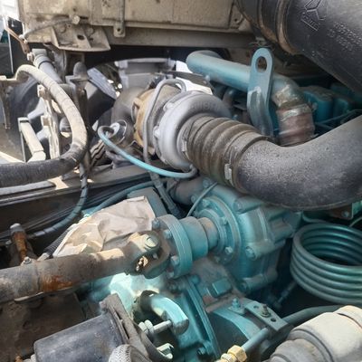 Camion per miscelazione di cemento pesante con potenza massima di 300-400 CV