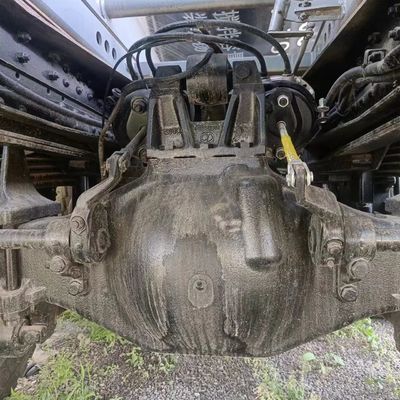 Automobile per la miscelazione del cemento idraulico per lavori pesanti Delong F300