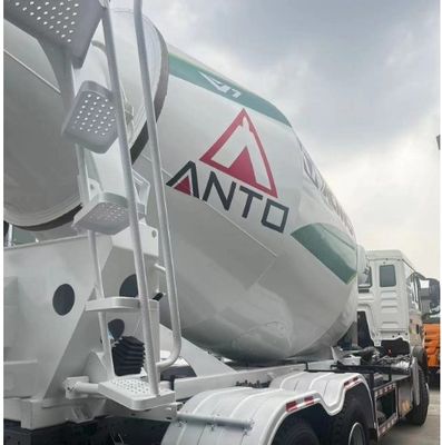 Chassis del miscelatore di calcestruzzo a sterzo idraulico Sinotruk utilizzato per applicazioni di carico utile da 30 T