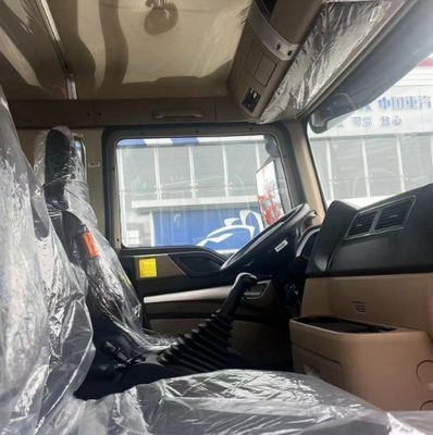 Chassis del miscelatore di calcestruzzo a sterzo idraulico Sinotruk utilizzato per applicazioni di carico utile da 30 T