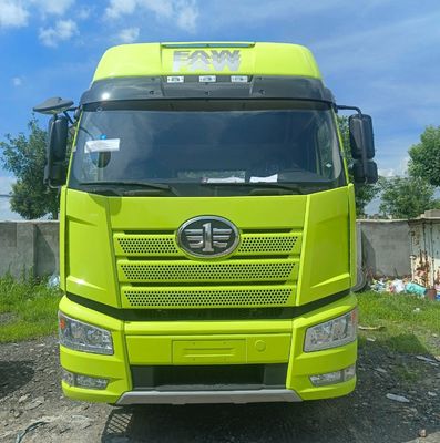 Disegno pneumatico senza tubi Economico FAW Jiefang J6p420HP Diesel Heavy-Duty Truck per la logistica