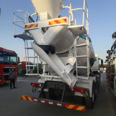 Casella di carico in acciaio al carbonio materiale 8 cilindrata 10m3 camion miscelatore di cemento per il vostro