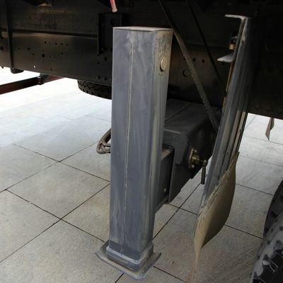 Granata montata su camion da 12 tonnellate da 10 tonnellate con design pieghevole e capacità di carico di 10245x2496x3450m