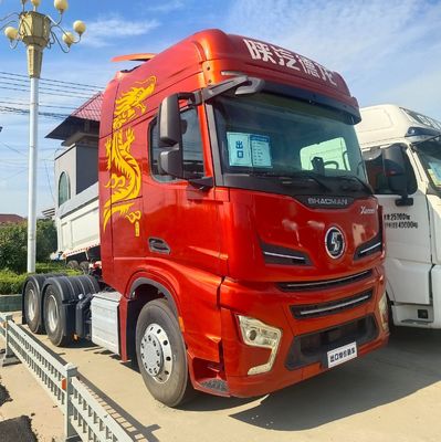 Serbatoio di carburante da 400L Shaanxi Automobile Delong X6000 Diesel Traction Truck con caratteristiche di traino