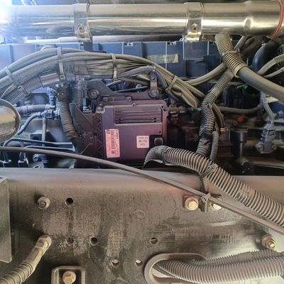 Camion per la miscelazione del cemento idraulico in acciaio al carbonio 8x4 per la durata e le prestazioni di Sinotruk