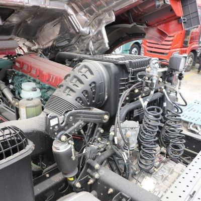 Haowo Cnhtc camion pesante di miscelazione del cemento Sinotruk miscelatore di cemento per acquisti B2B