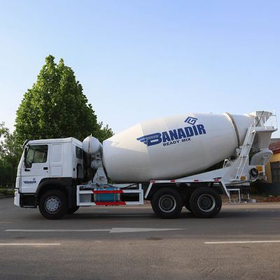 Capacità di carico da 21 a 30 t Chassis del camion da scarico Sinotruk con capacità motore da 4-6 litri