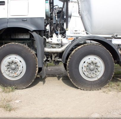 ZZ1257N3647N1 8x4 Used Sinotruk Truck HOWO 380 HP Mixer di calcestruzzo ad alta durata