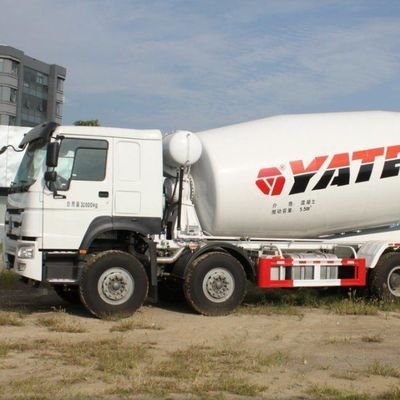 8 Dislocamento Camion agitatore a sterzo idraulico con telaio e pneumatici Sinotruk