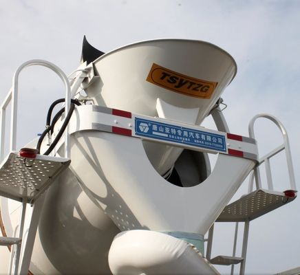 Camion pesante a potenza massima di 400 CV con assistenza elettrica e telaio Sinotruk
